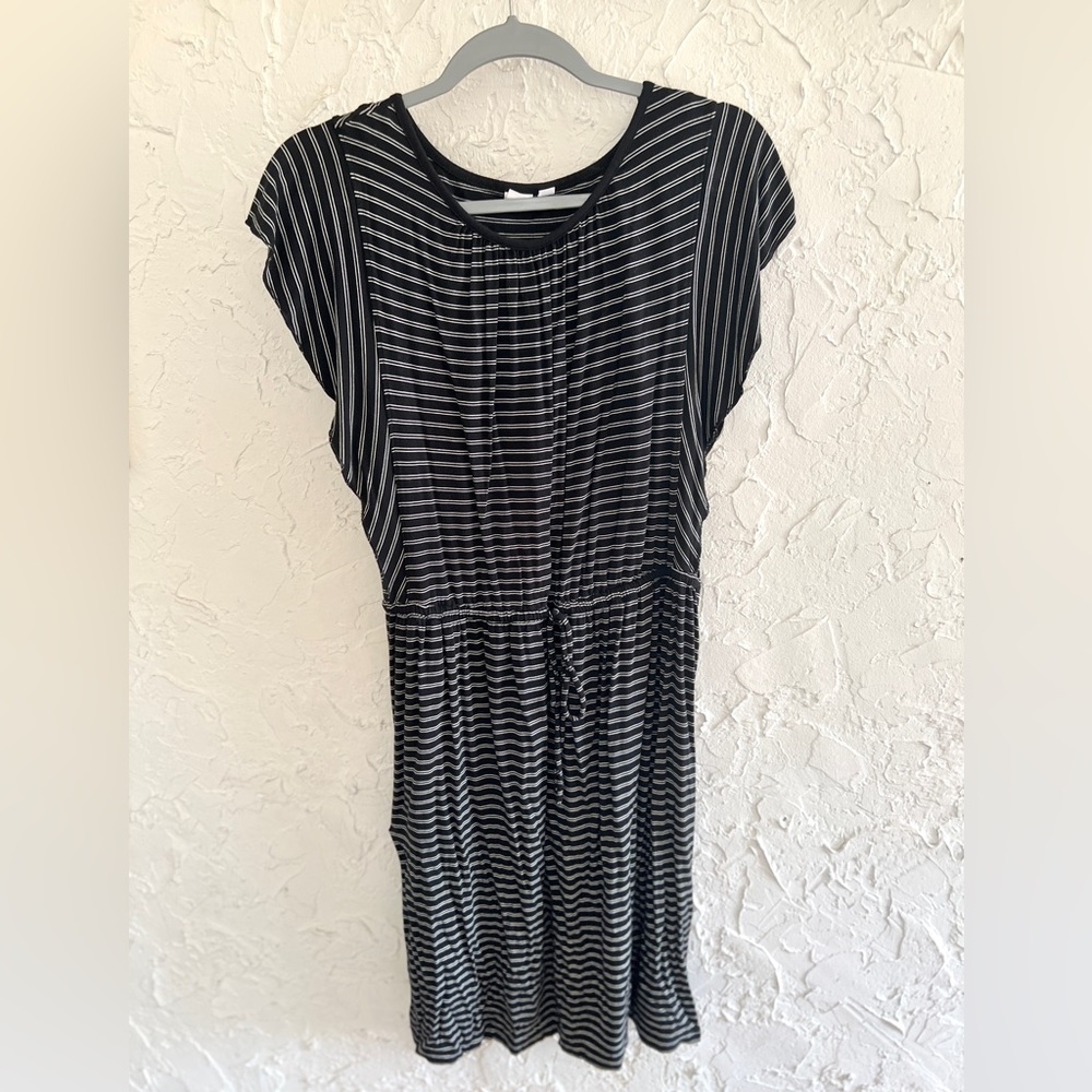 Gap nursing dress.